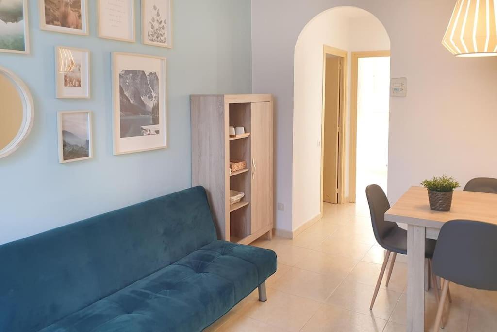 Casa Ramona Apartamento De Pueblo Con Patio En El Centro De Sant Joan サン・ホアン・デ・レ・アバデセス エクステリア 写真