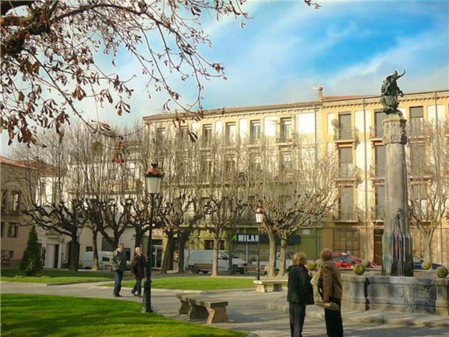 Casa Ramona Apartamento De Pueblo Con Patio En El Centro De Sant Joan サン・ホアン・デ・レ・アバデセス エクステリア 写真